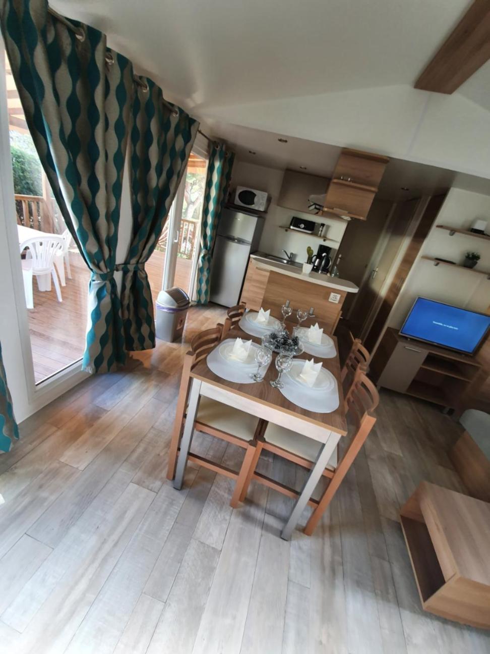 La Des Reves Campsite Perols
